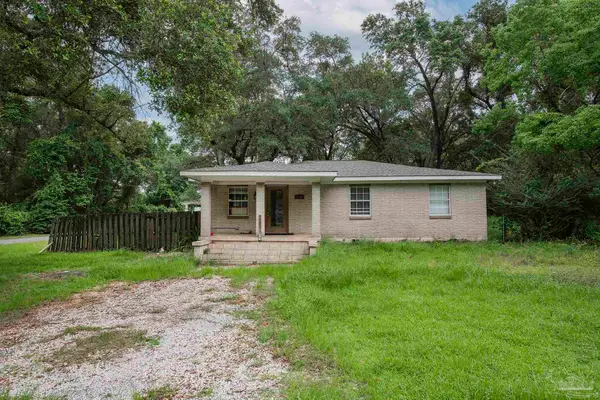 9121 Camberwell Rd, Pensacola, FL 32514
