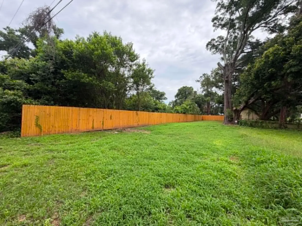 1804 W Lakeview Ave, Pensacola, FL 32501 - #1