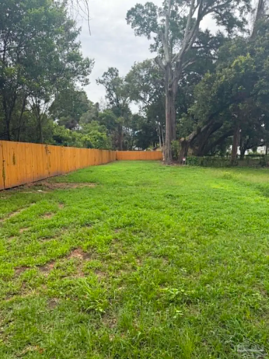 1804 W Lakeview Ave, Pensacola, FL 32501 - #2