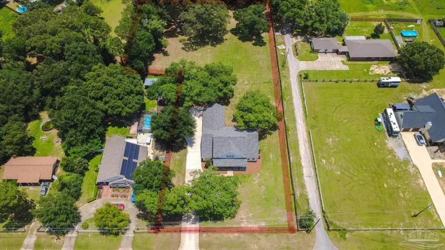 7462 Woodside Rd, Pensacola, FL 32526 - #2