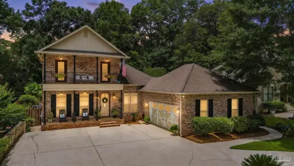 207 Pliska St, Fairhope, AL 36532
