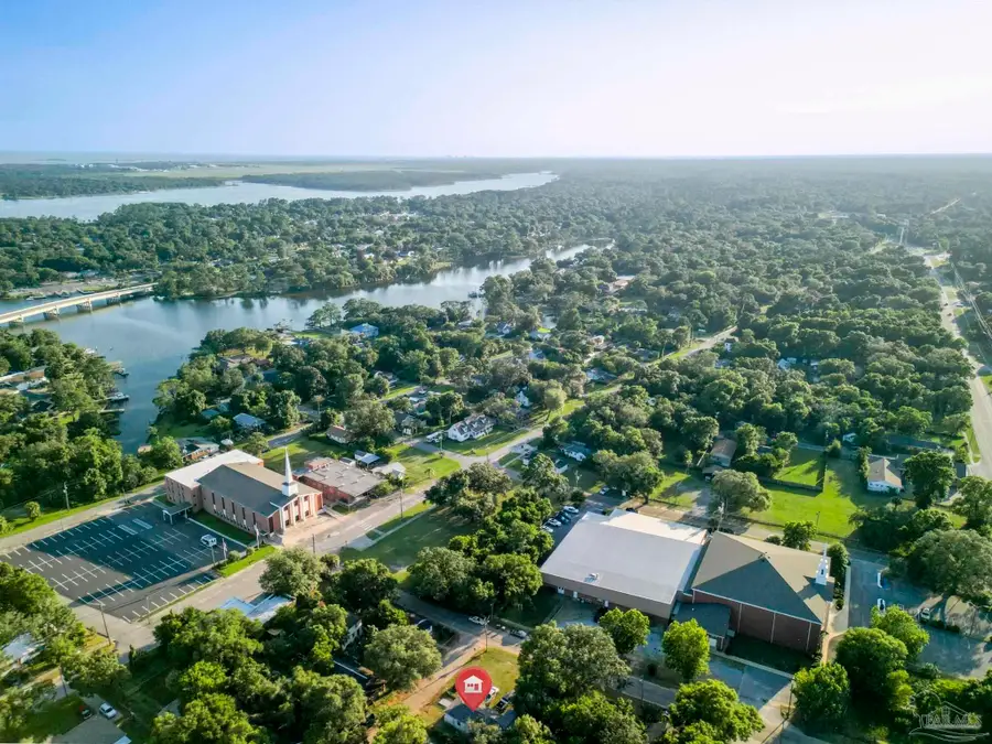 18 Washington St, Pensacola, FL 32507 - #2