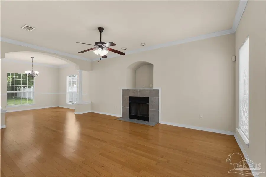 1406 E Scott St, Pensacola, FL 32503 - #3