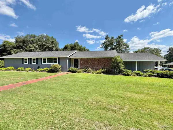 199 W Oak St, Atmore, AL 36502