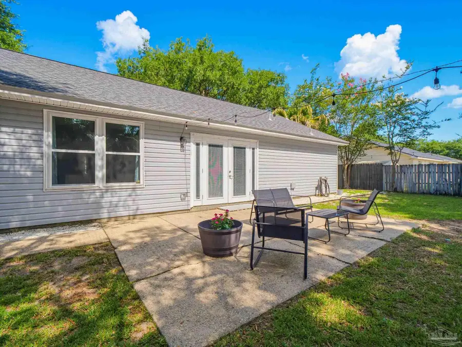 2724 Woodbury Ct, Navarre, FL 32566 - #3