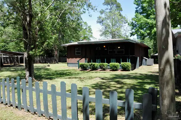 3420 Balaton Ave, Milton, FL 32583
