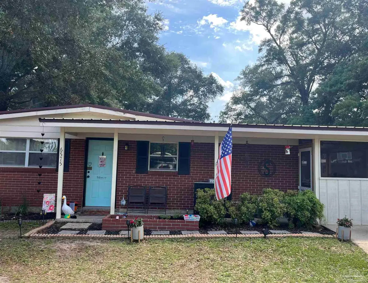 6575 Julia Dr, Milton, FL 32570 - #1