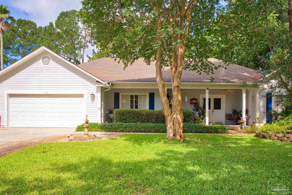 1335 Tour Dr, Gulf Breeze, FL 32563 - #1