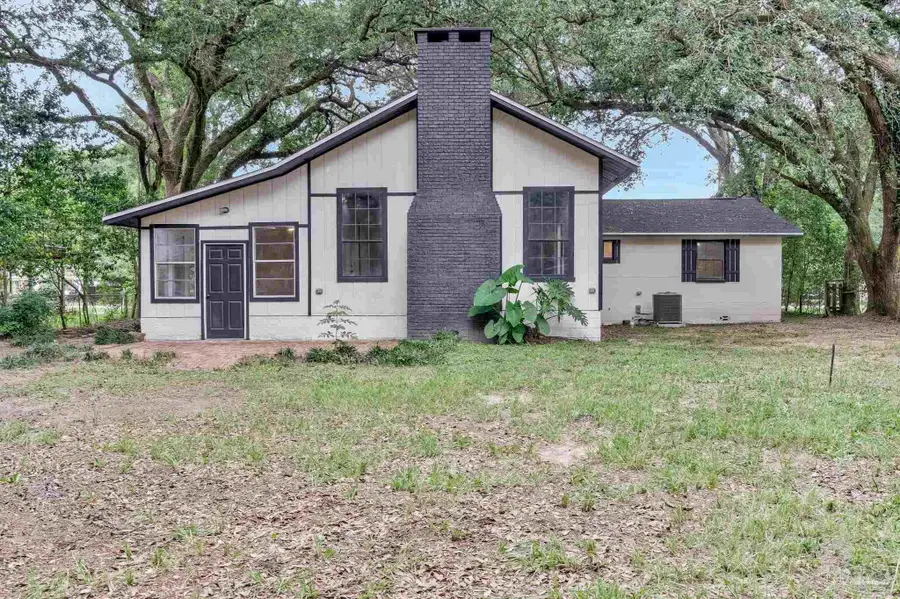 6106 Chicago Ave, Pensacola, FL 32526 - #3
