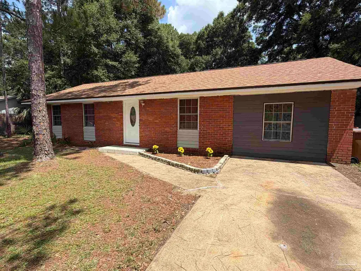 6754 Trailride N, Milton, FL 32570 - #1