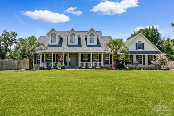6683 Codell St, Navarre, FL 32566