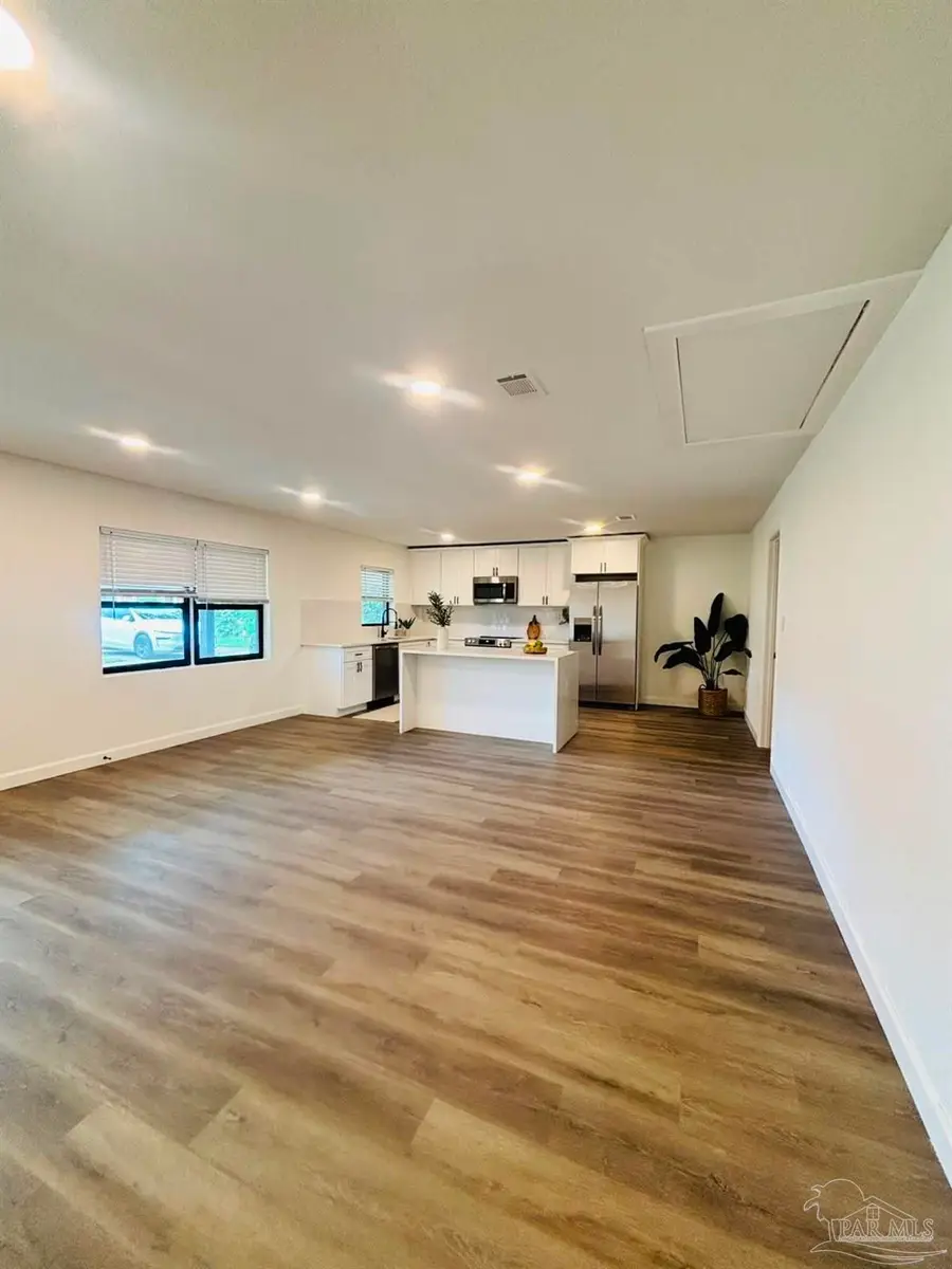 1955 Lansing Dr, Pensacola, FL 32504 - #3