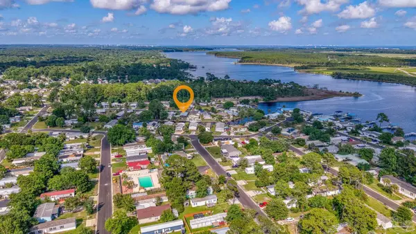 2553 Granada Camino, Pensacola, FL 32507