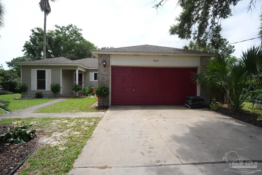 2005 Commodore Dr, Navarre, FL 32566 - #2