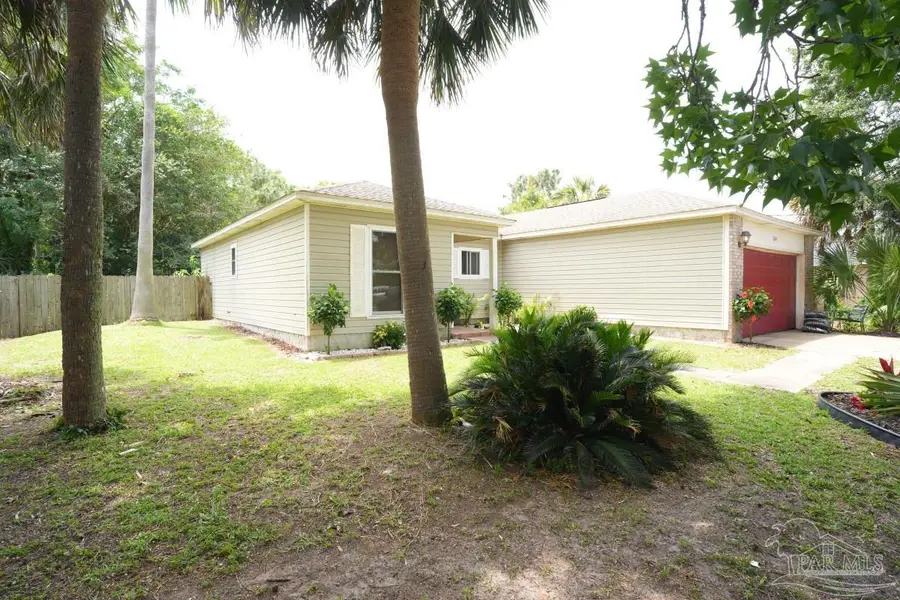 2005 Commodore Dr, Navarre, FL 32566 - #3