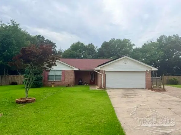 5663 Culpepper Cir, Pace, FL 32571