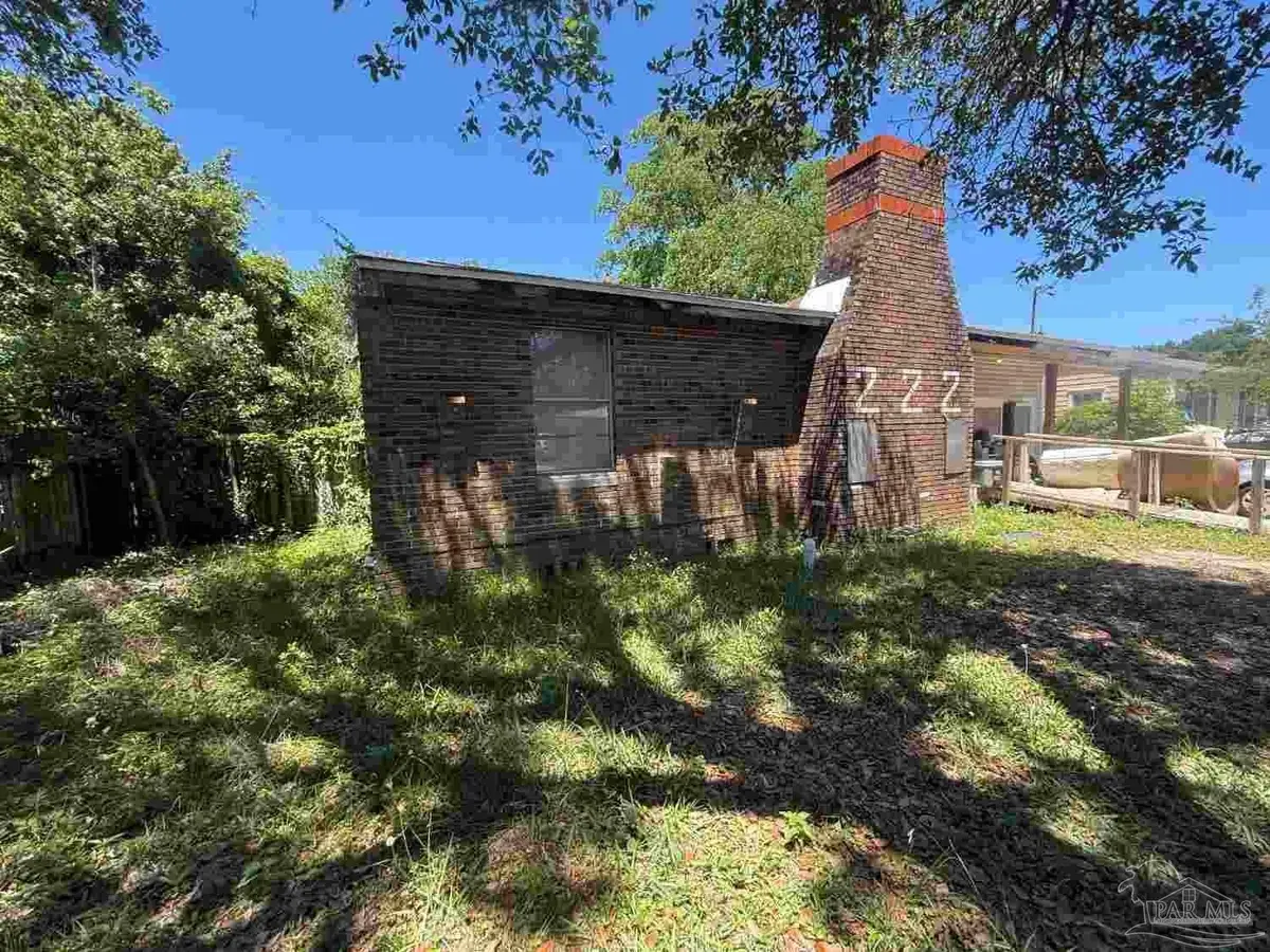 222 Ada Wilson Ave, Pensacola, FL 32507 - #1