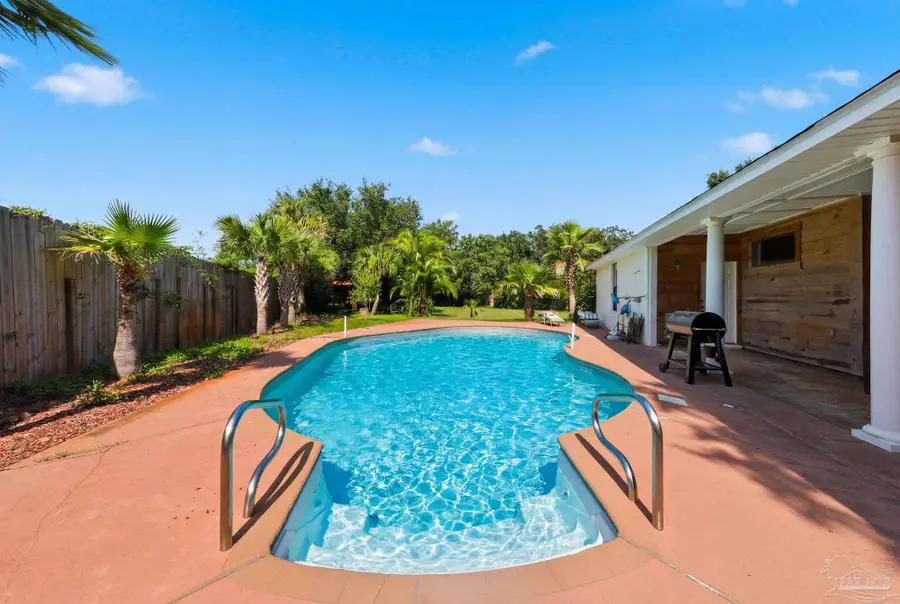 1194 Jaguar Cir, Gulf Breeze, FL 32563 - #3