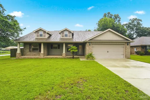 3998 Berry Cir, Pace, FL 32571