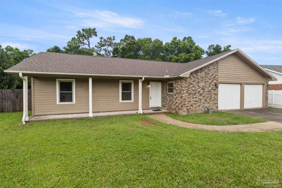 7757 Grundy St, Pensacola, FL 32507 - #2