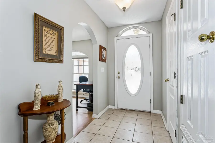 652 Ashford Rd, Cantonment, FL 32533 - #3