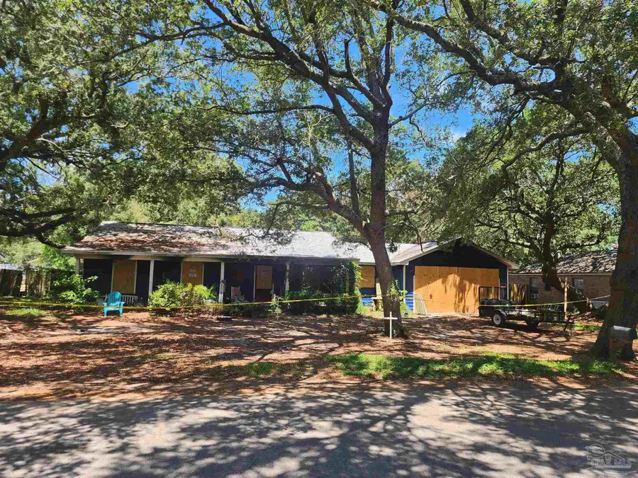 1236 Lamb Dr, Gulf Breeze, FL 32563 - #2