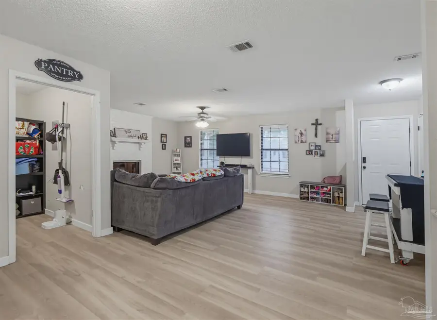 751 Brook Meadow Ln, Pensacola, FL 32514 - #3