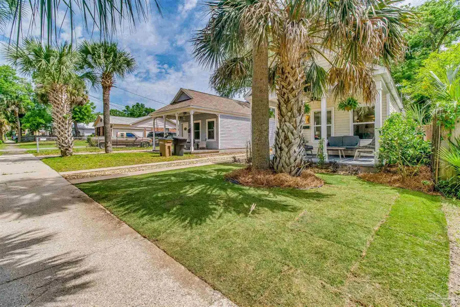 202 N Reus St, Pensacola, FL 32502 - #2