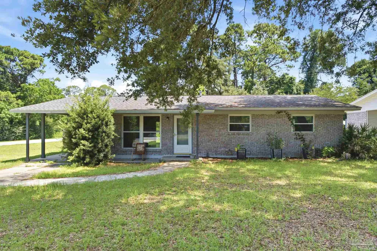 1904 Heinrich St, Pensacola, FL 32507 - #1