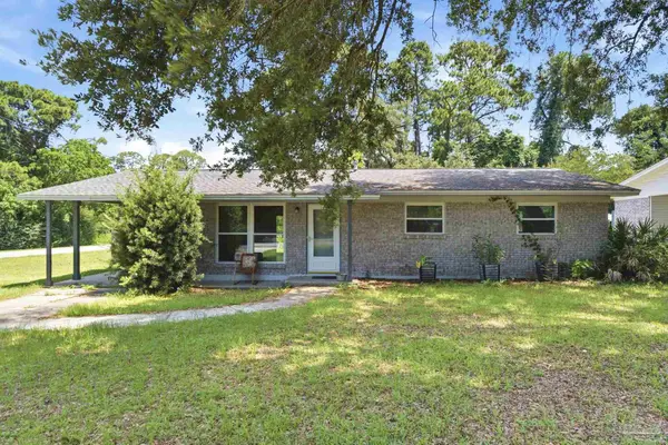 1904 Heinrich St, Pensacola, FL 32507