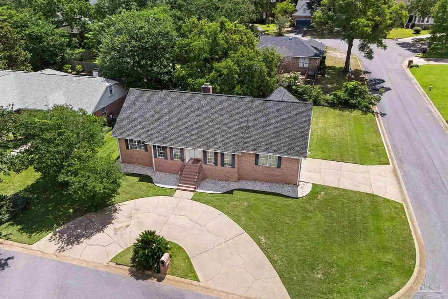 9800 Sourwood Ct, Pensacola, FL 32514 - #2