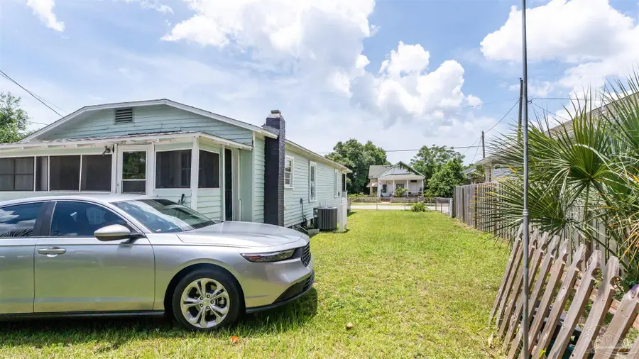 800 W Belmont, Pensacola, FL 32501 - #2