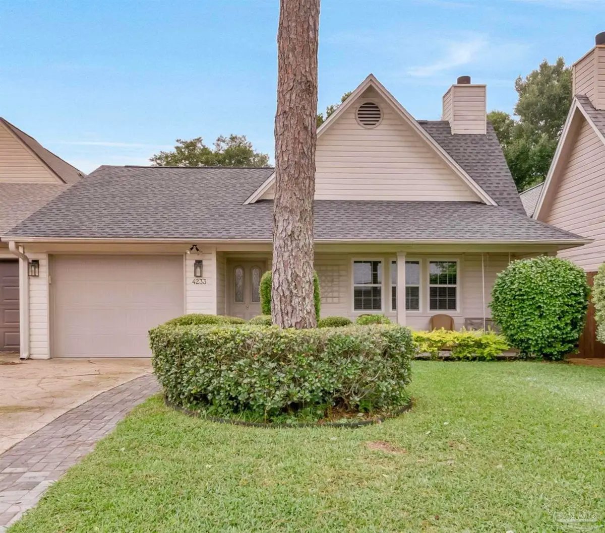 4233 Spanish Trail Pl, Pensacola, FL 32504 - #1