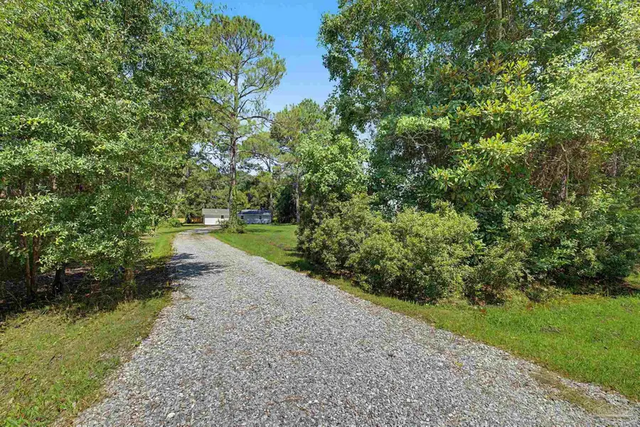 7265 Lockhart St, Pensacola, FL 32526 - #2