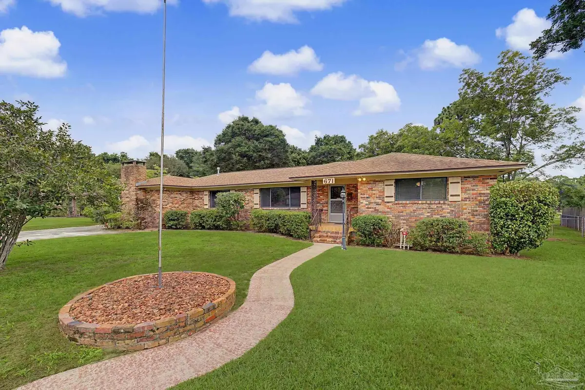 671 Nagel Dr, Pensacola, FL 32503 - #1