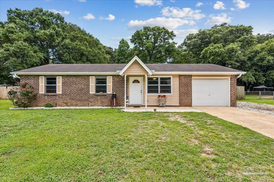 4251 W Avenida De Golf, Pace, FL 32571 - #2
