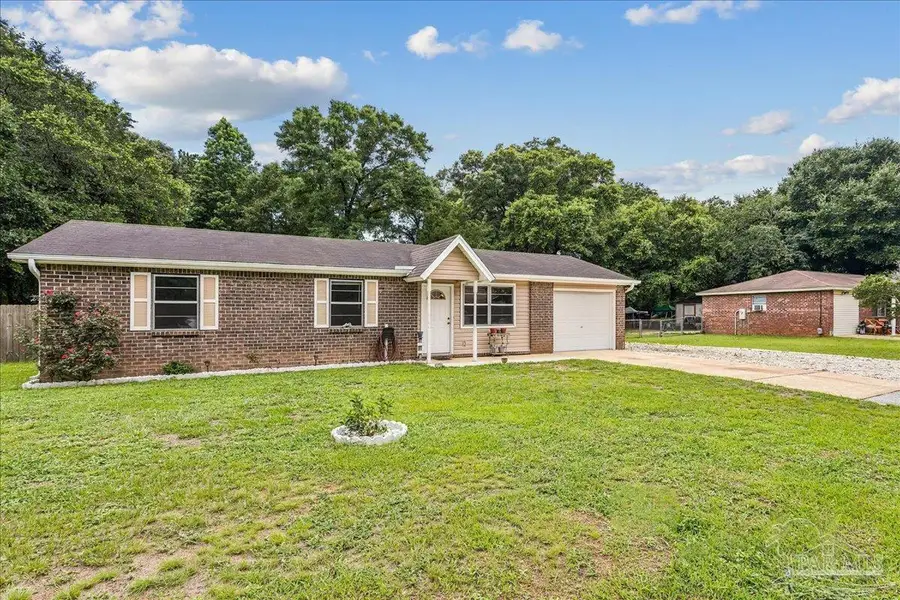 4251 W Avenida De Golf, Pace, FL 32571 - #3