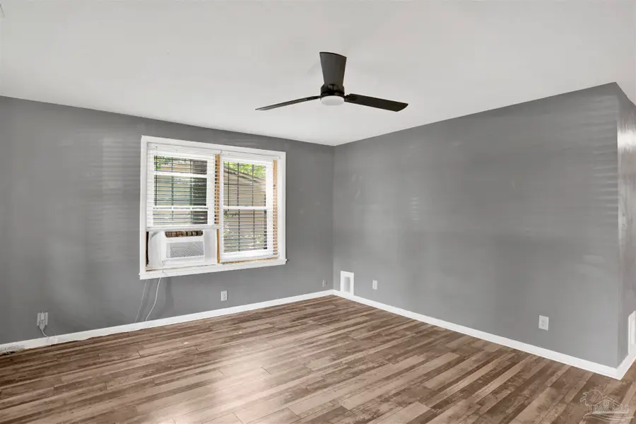 3300 W Lee St, Pensacola, FL 32505 - #3