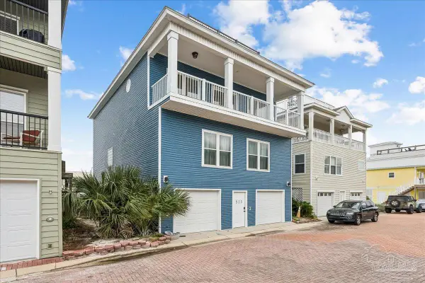 513 Ft Pickens Rd, Pensacola Beach, FL 32561