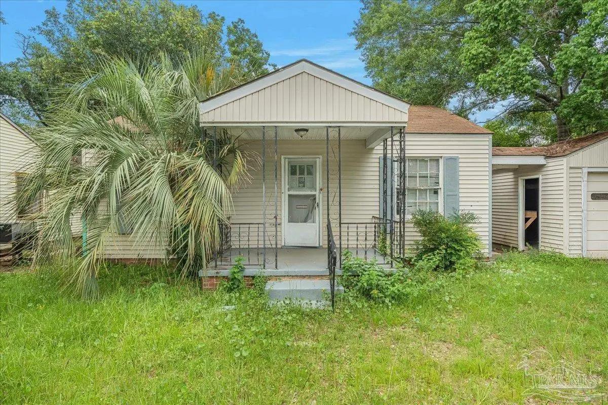 3704 W Lloyd St, Pensacola, FL 32505 - #1