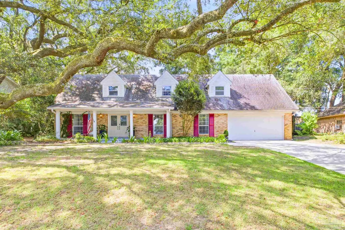 5307 Lakewood Dr, Milton, FL 32570 - #1