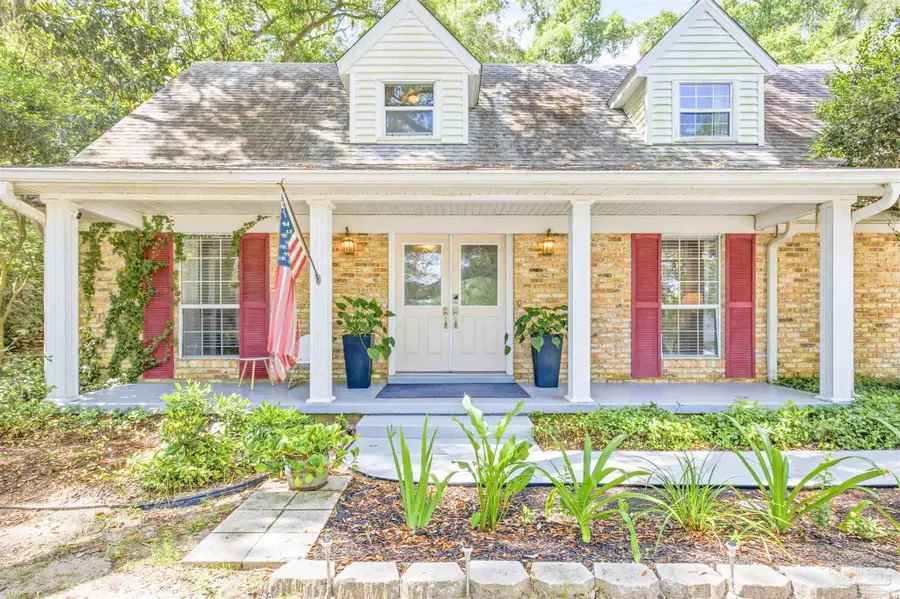 5307 Lakewood Dr, Milton, FL 32570 - #2