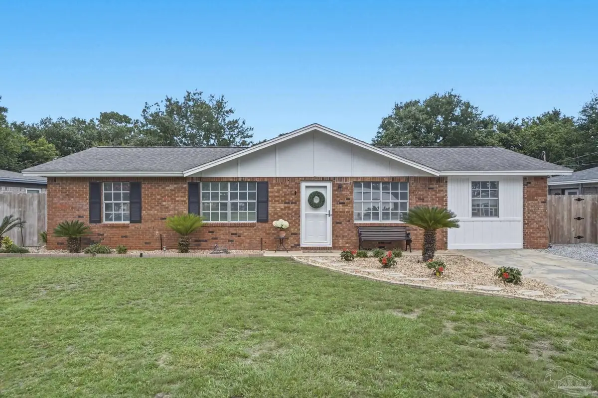 3040 Newton Dr, Pensacola, FL 32503 - #1