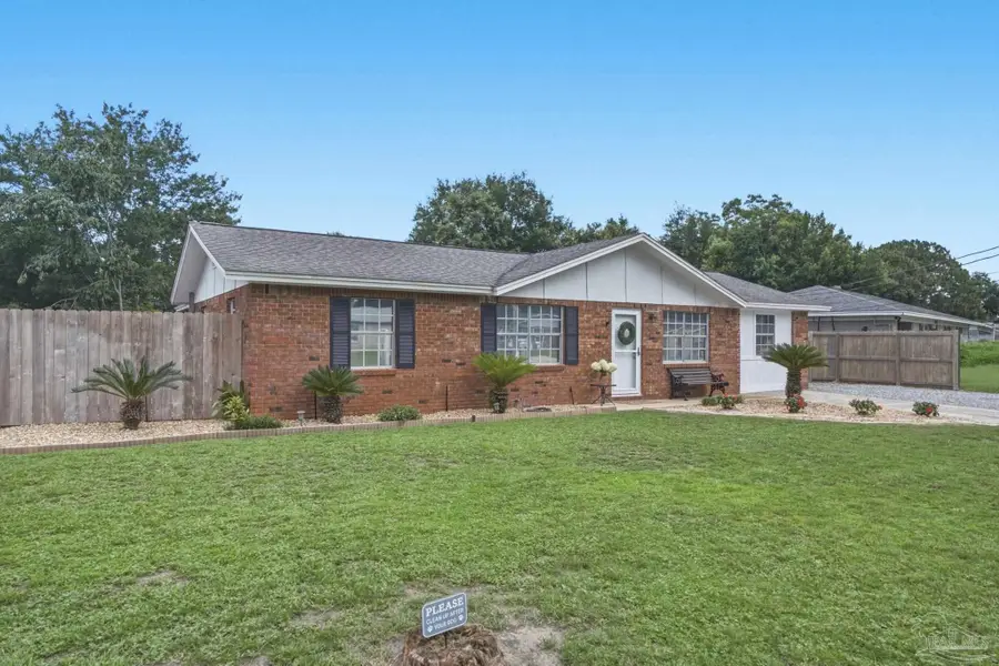 3040 Newton Dr, Pensacola, FL 32503 - #2
