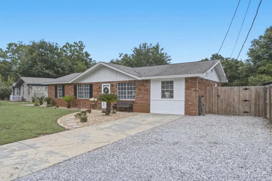 3040 Newton Dr, Pensacola, FL 32503 - #3