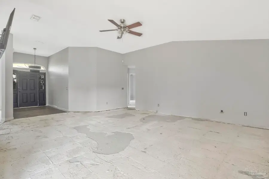 226 Trish Dr, Crestview, FL 32536 - #2