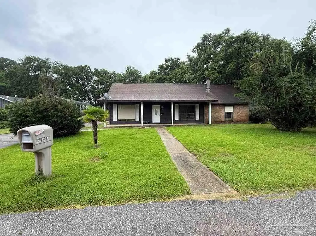 7741 Grundy St, Pensacola, FL 32507 - #1