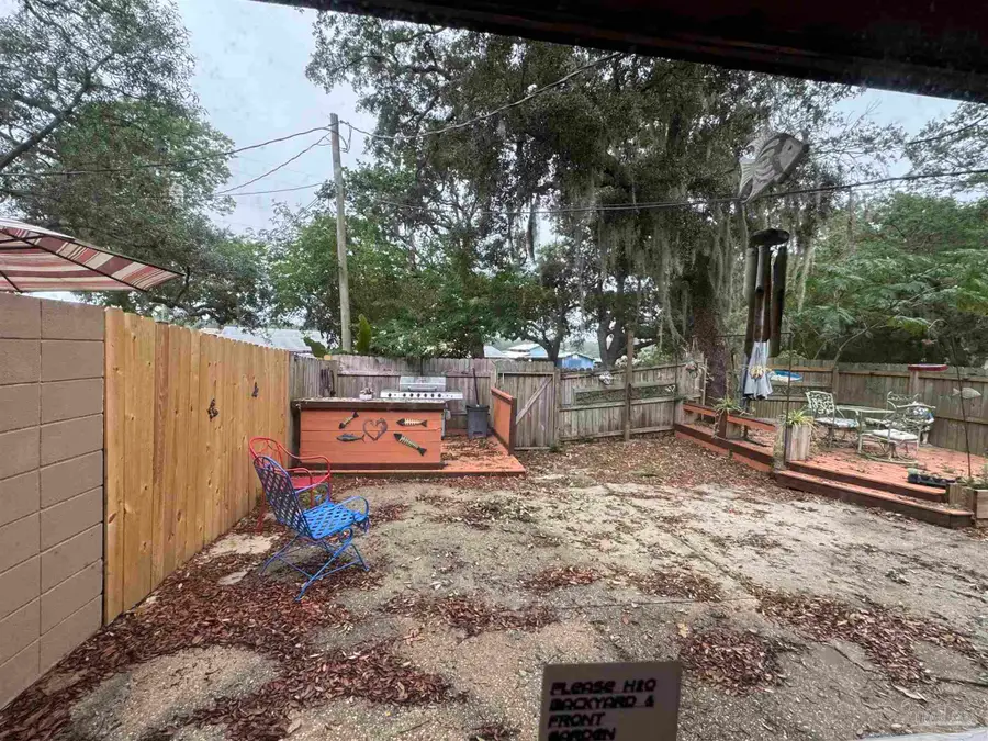 2701 E Desoto St, Pensacola, FL 32503 - #2