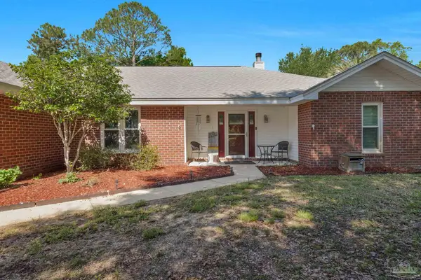 1171 Eula St, Gulf Breeze, FL 32563