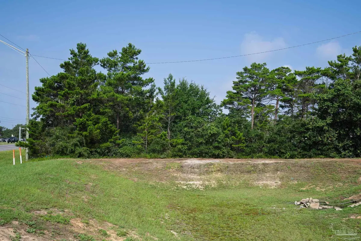 4282 Gulf Breeze Pkwy, Gulf Breeze, FL 32563 - #1